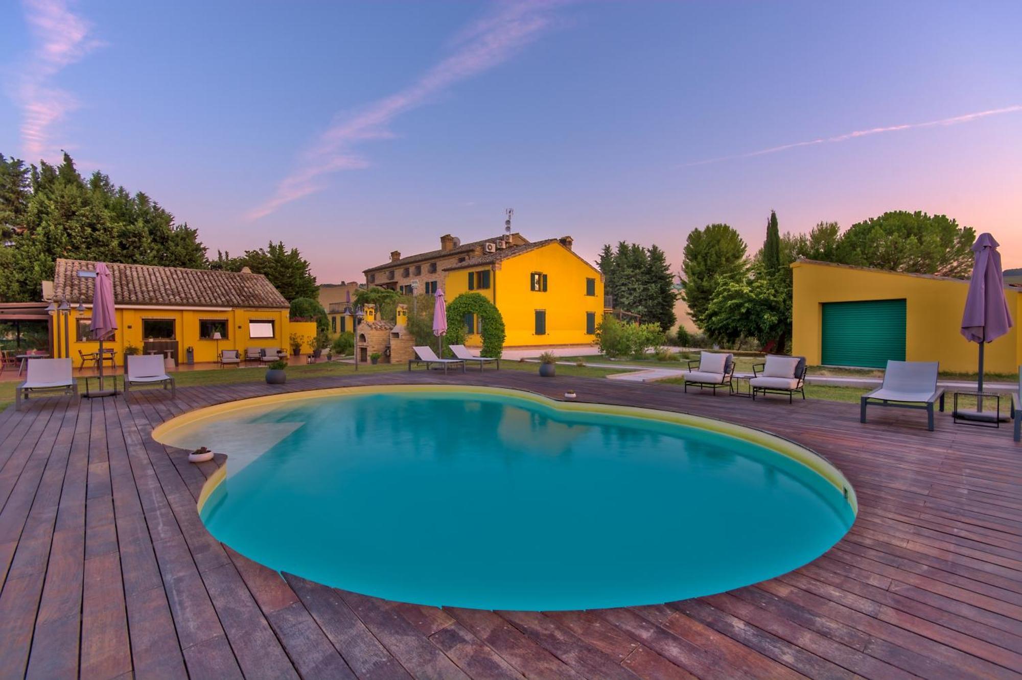 Villa Morro Suites Morrovalle Exterior photo